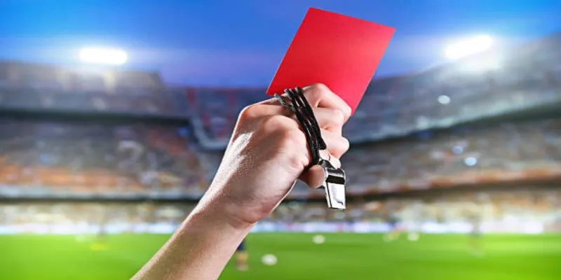 Soi kèo thẻ bóng đá chính xác